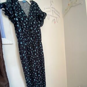 Flowered patterned jumpsuit